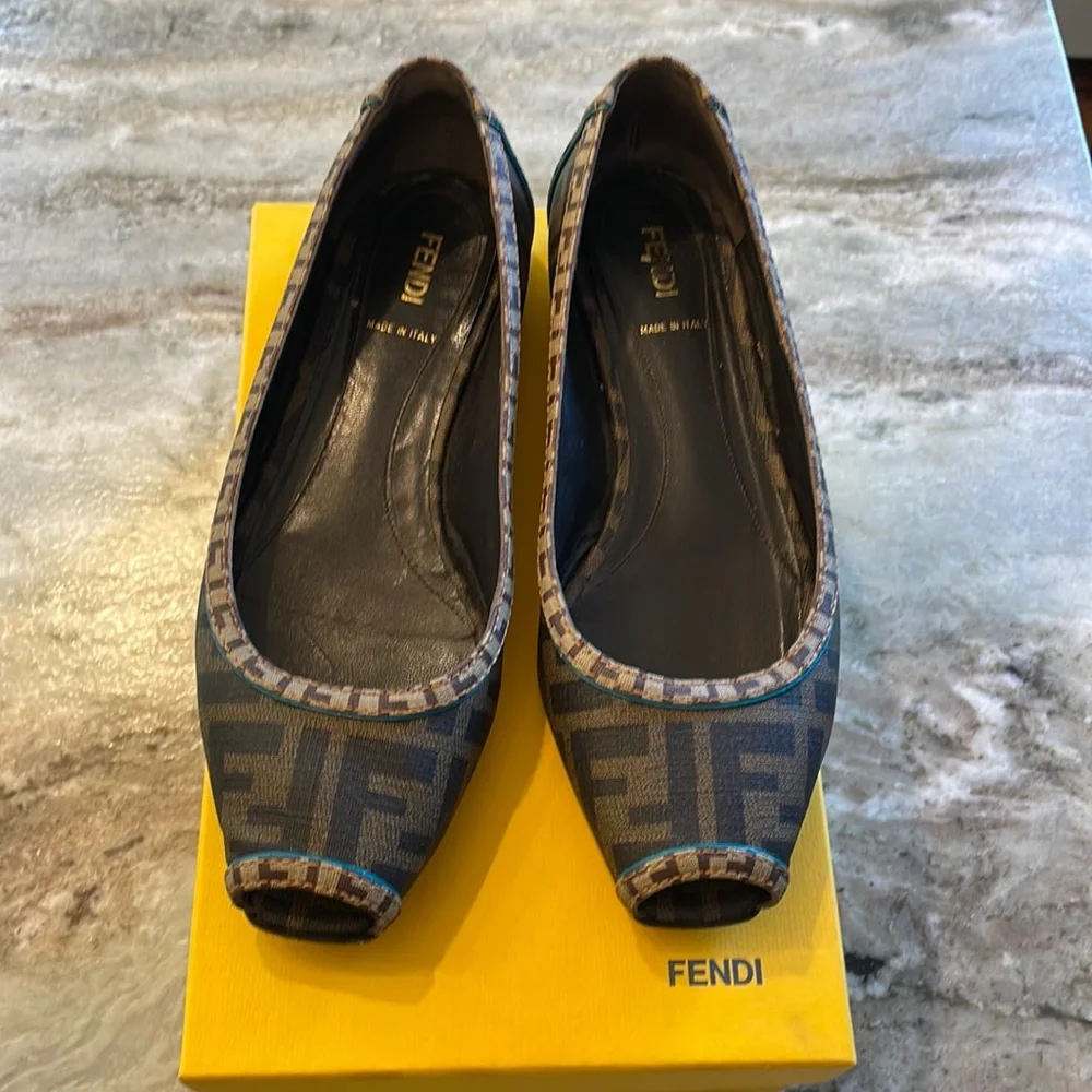 Fendi Brown Monogram Canvas Peep-Toe Flats - Picture 1 of 9